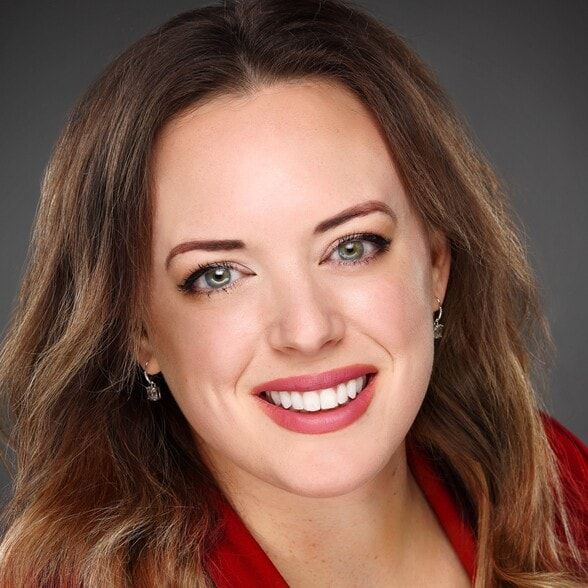 Land Listing Agent Photo