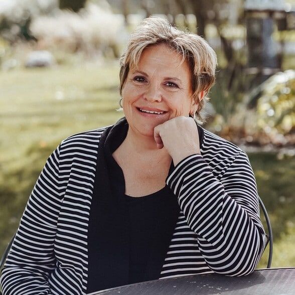 Land Listing Agent Photo