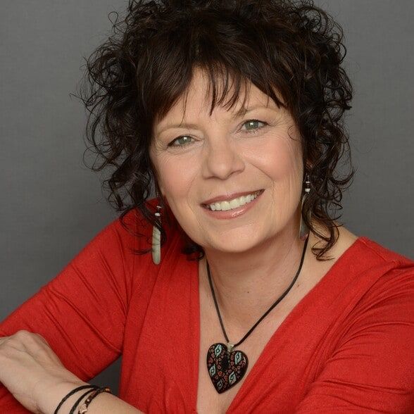 Land Listing Agent Photo