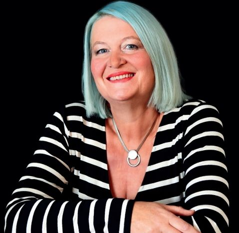 Land Listing Agent Photo