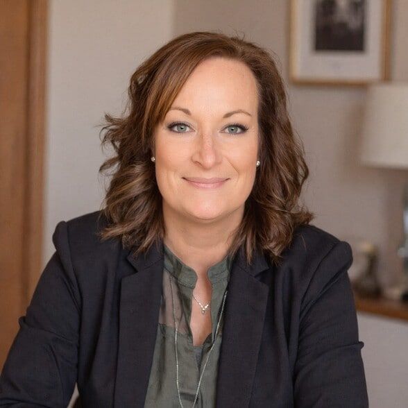 Land Listing Agent Photo