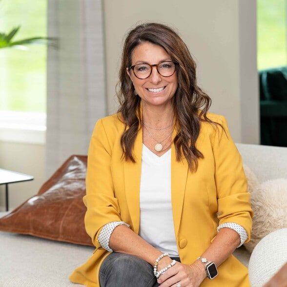 Land Listing Agent Photo