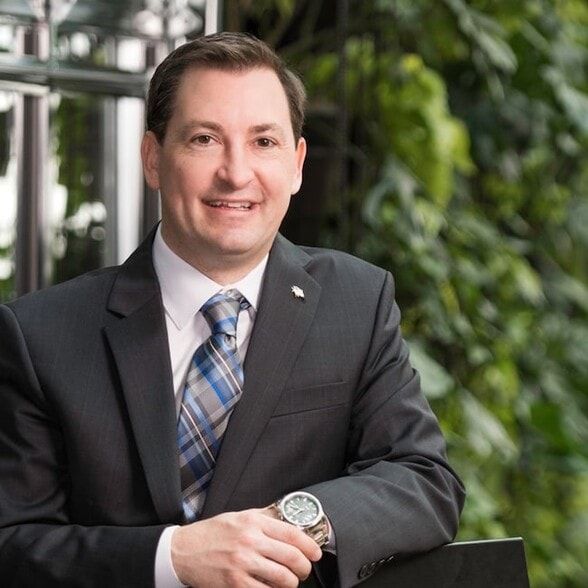 Land Listing Agent Photo