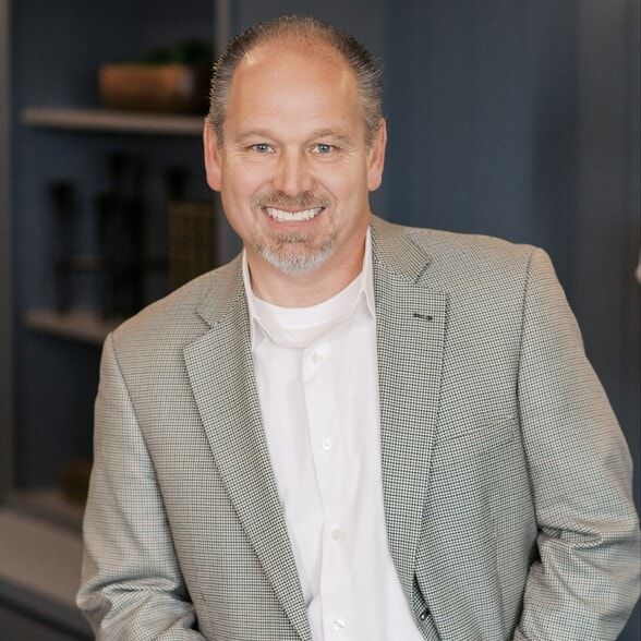 Land Listing Agent Photo