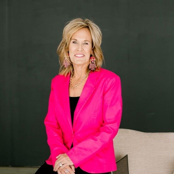 Land Listing Agent Photo