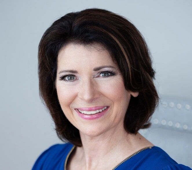 Land Listing Agent Photo