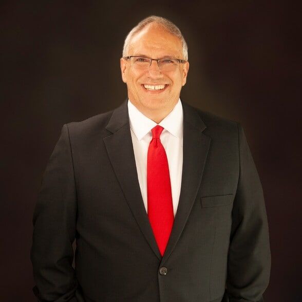 Land Listing Agent Photo