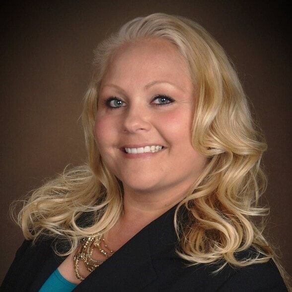 Land Listing Agent Photo