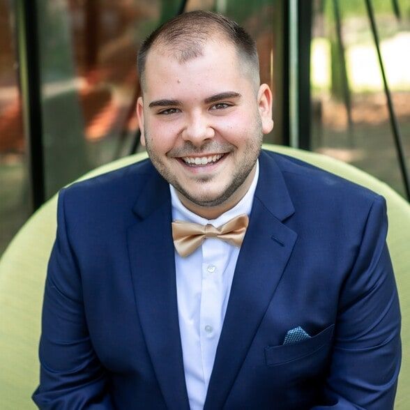 Land Listing Agent Photo