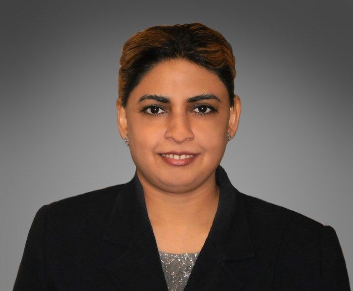 Land Listing Agent Photo