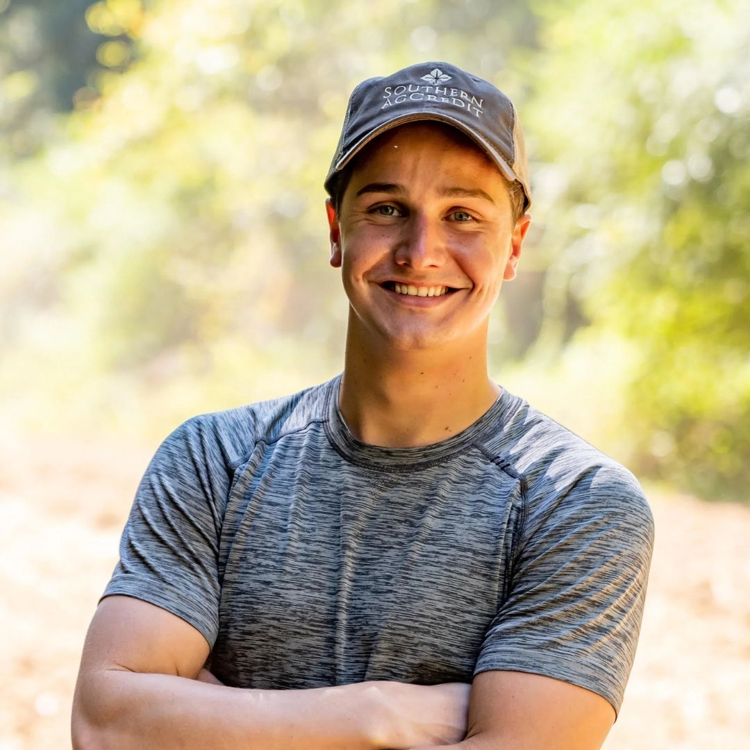 Land Listing Agent Photo