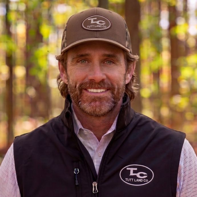 Land Listing Agent Photo