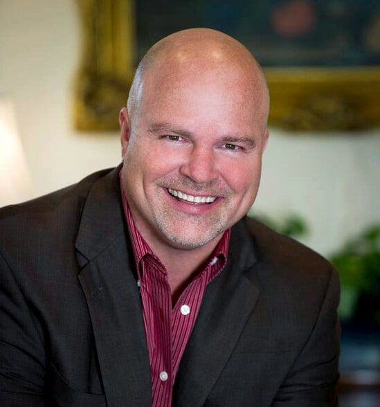 Land Listing Agent Photo