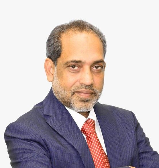 Land Listing Agent Photo