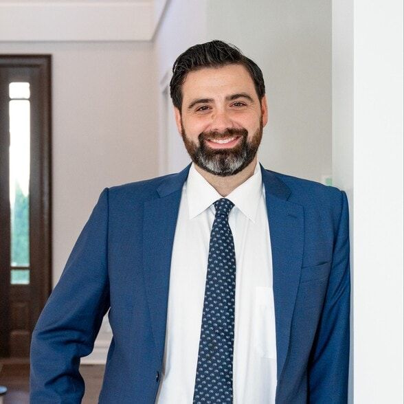 Land Listing Agent Photo