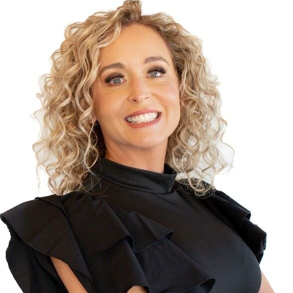 Land Listing Agent Photo