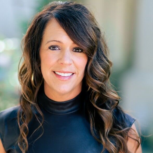 Land Listing Agent Photo