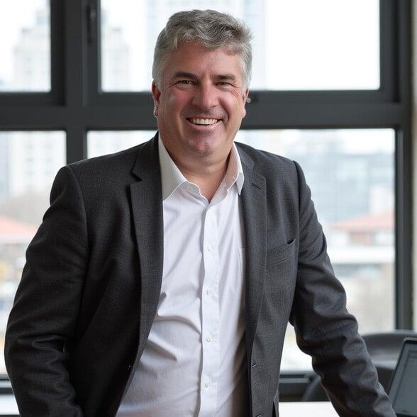 Land Listing Agent Photo