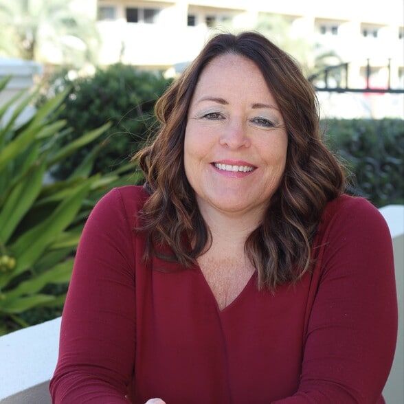 Land Listing Agent Photo