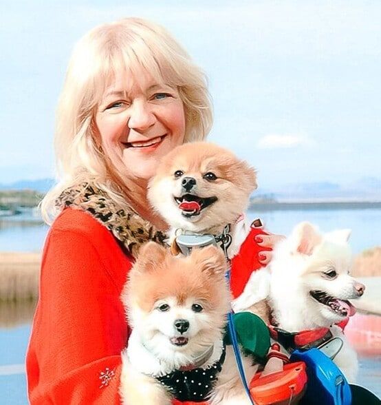 Land Listing Agent Photo