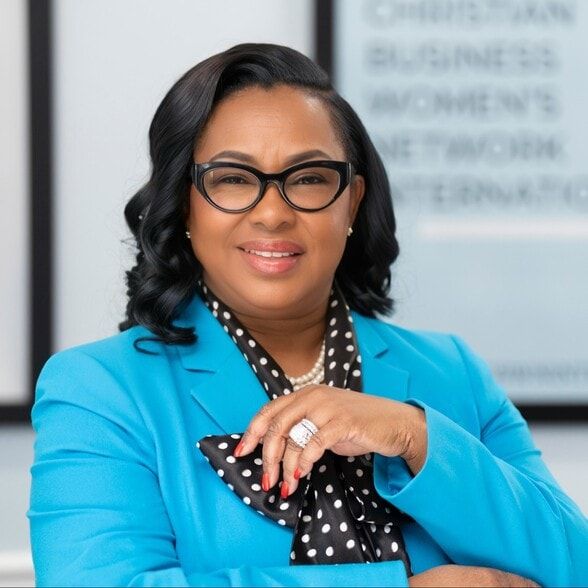 Land Listing Agent Photo