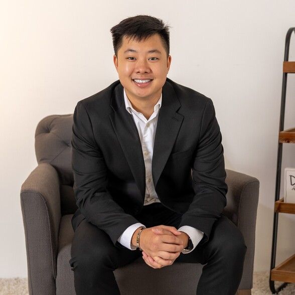 Land Listing Agent Photo