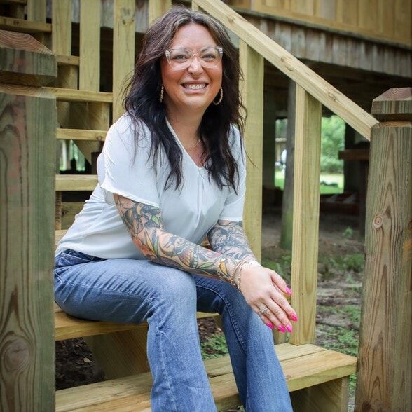 Land Listing Agent Photo