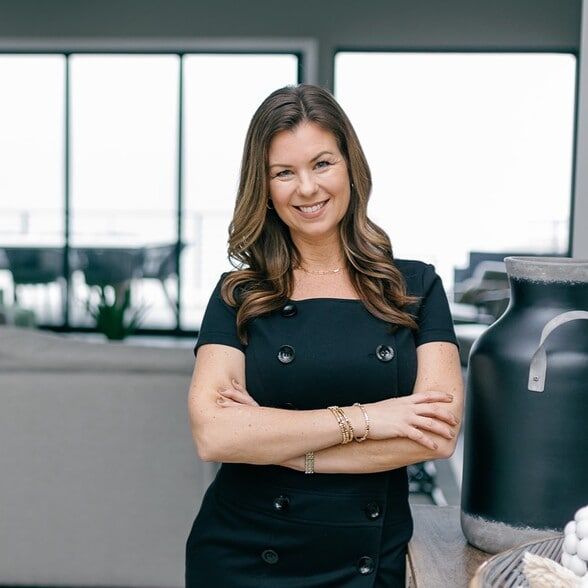 Land Listing Agent Photo