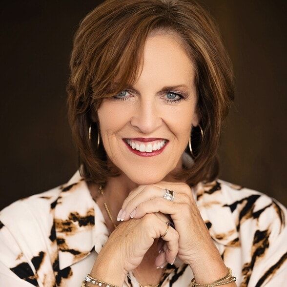 Land Listing Agent Photo