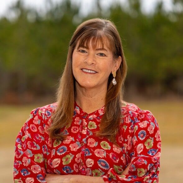 Land Listing Agent Photo