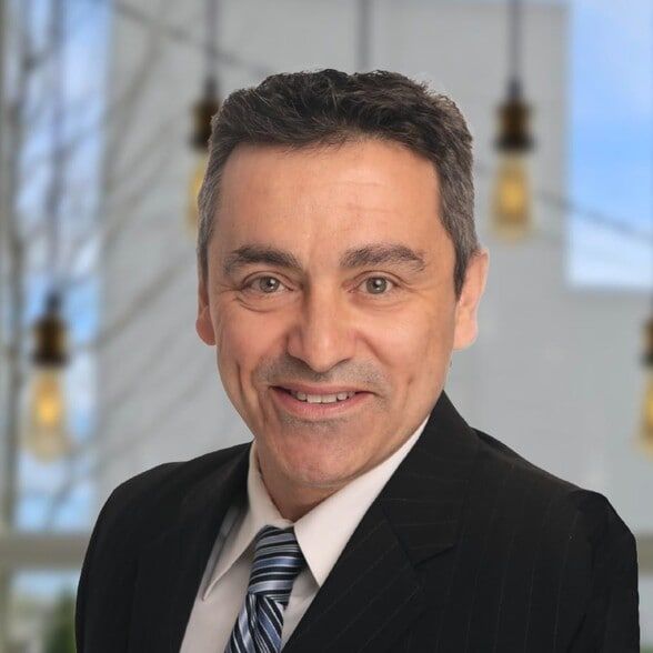 Land Listing Agent Photo