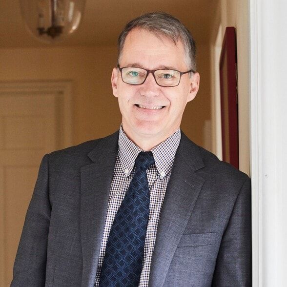 Land Listing Agent Photo