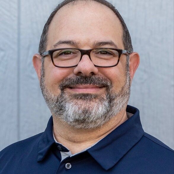 Land Listing Agent Photo