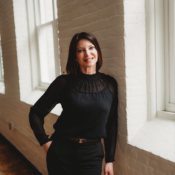 Land Listing Agent Photo