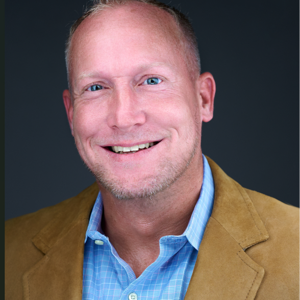 Land Listing Agent Photo