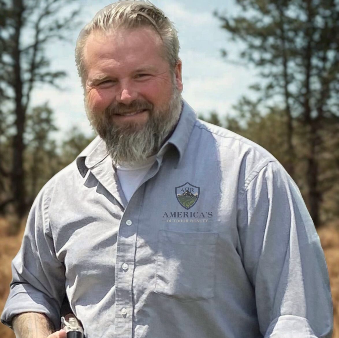 Land Listing Agent Photo