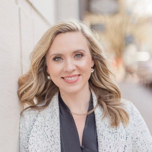 Land Listing Agent Photo