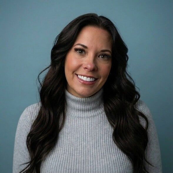 Land Listing Agent Photo