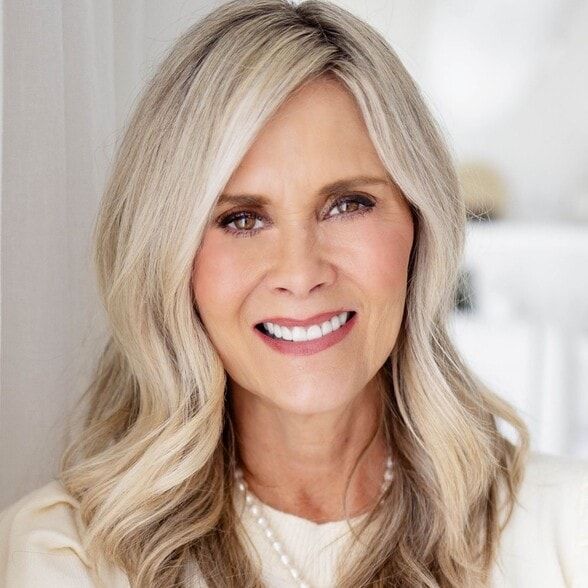 Land Listing Agent Photo