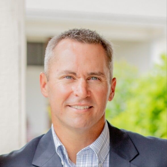 Land Listing Agent Photo