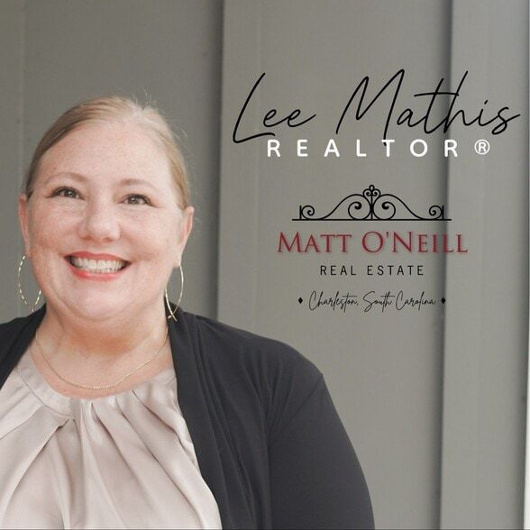 Land Listing Agent Photo