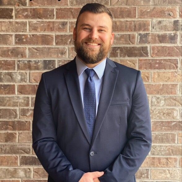 Land Listing Agent Photo