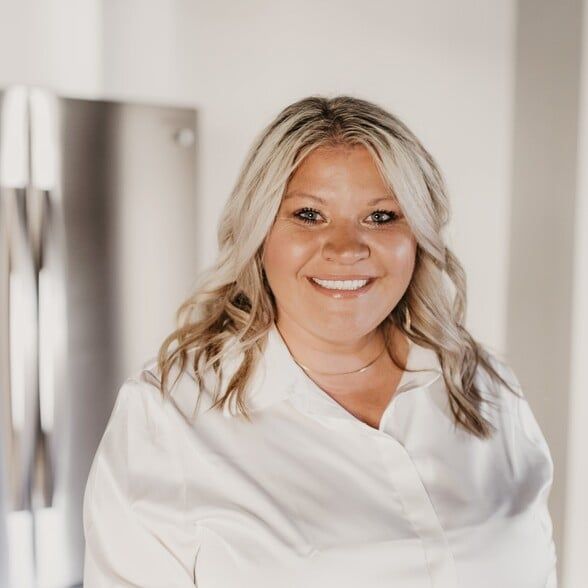 Land Listing Agent Photo