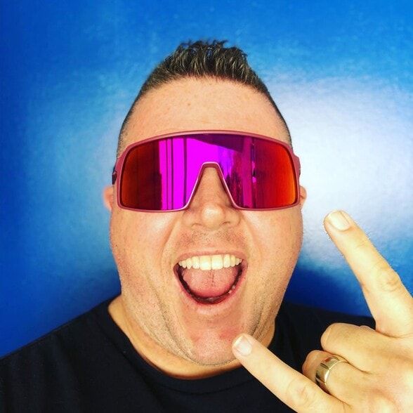 Land Listing Agent Photo