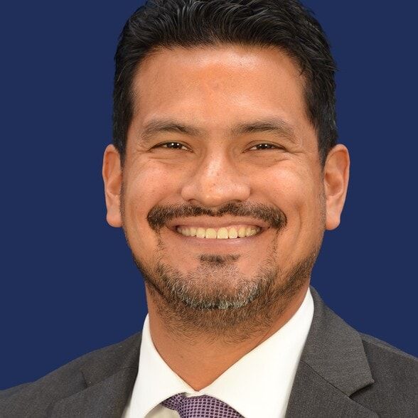 Land Listing Agent Photo