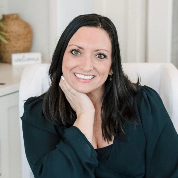 Land Listing Agent Photo