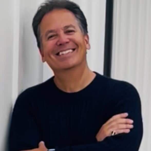 Land Listing Agent Photo