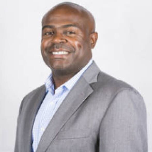 Land Listing Agent Photo