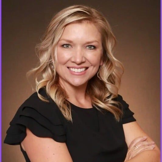 Land Listing Agent Photo