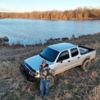 Land Listing Agent Photo